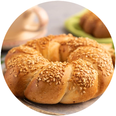 fresh sesame seed bagel